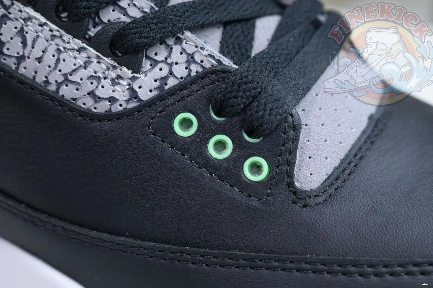 3 Glow Air Green Jordan 0302